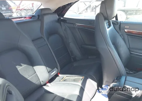 2013 Mercedes-Benz E 350 z USA, uszkodzony, nr VIN WDDKK5KF1DF209922